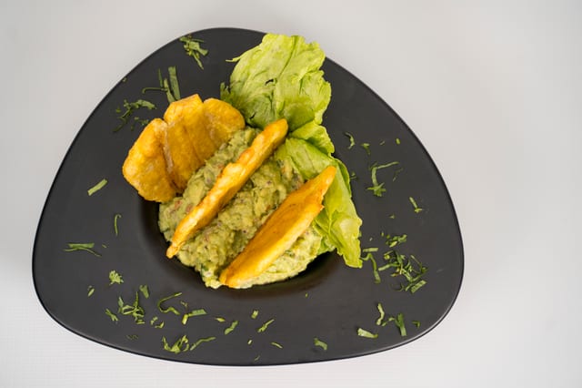 Guacamole w/ fried green plantain.
